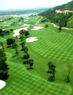 sân golf Phoenix Golf & Resort