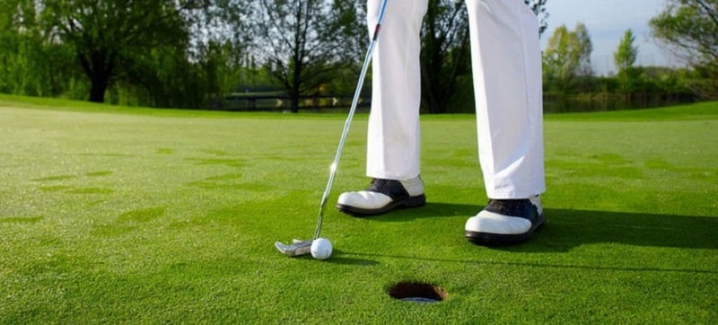 Vùng green là thuật ngữ mà golfer cần quan tâm khi ra sân