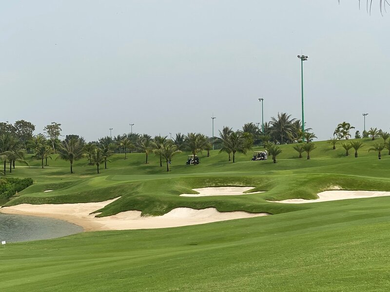 Sân golf Tân Sơn Nhất có quy mô 36 hố