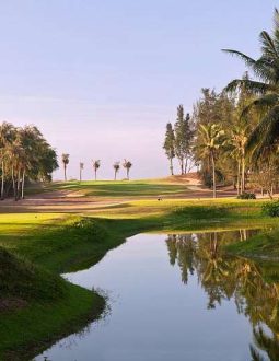 TOP 3 Sân Golf Bình Thuận Hiện Đại Với Những Thử Thách Độc Đáo
