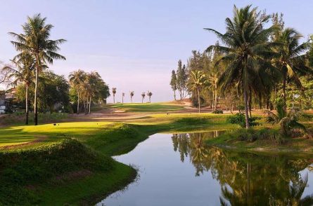 TOP 3 Sân Golf Bình Thuận Hiện Đại Với Những Thử Thách Độc Đáo