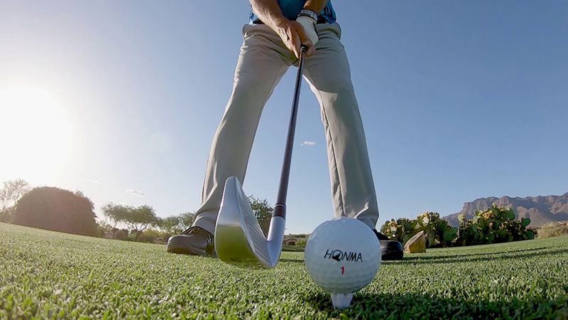 Mỗi loại gậy trong bộ gậy golf có trọng lượng khác nhau