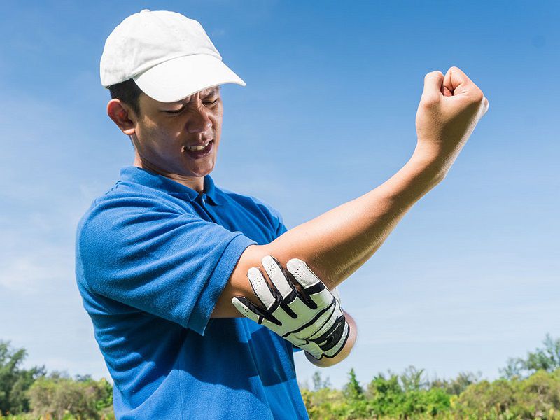 Đau tay là một trong những tình trạng golfer thường gặp phải