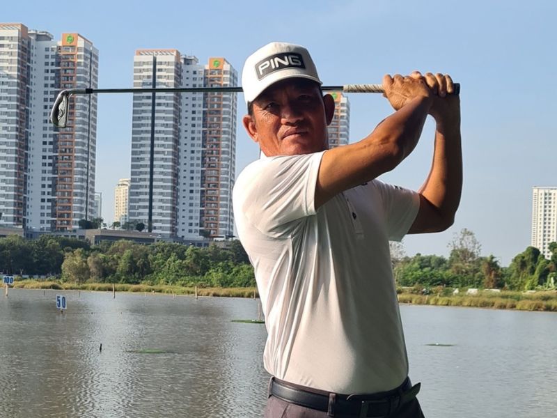 HLV Phạm Minh Tuấn là thầy dạy golf chuyên nghiệp đang công tác tại học viện GGA