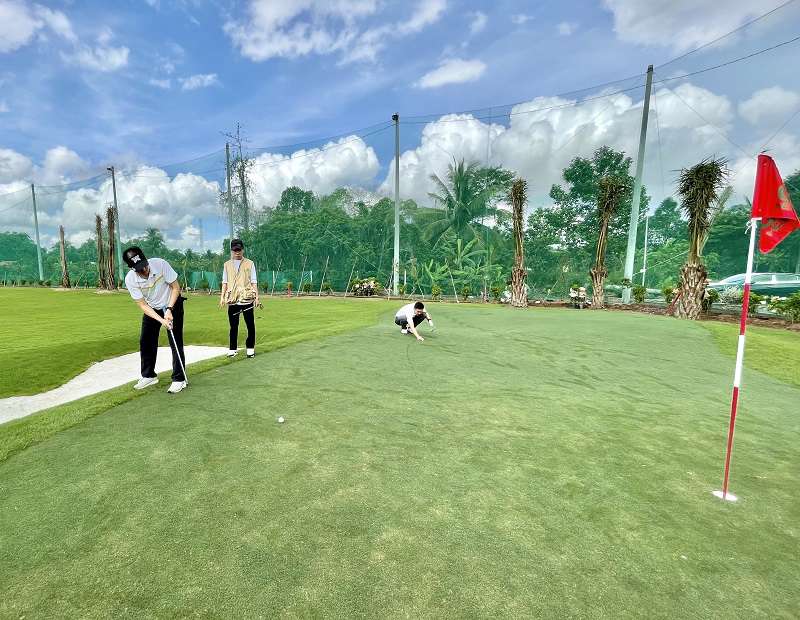 Hình ảnh sân tập golf Đông Dư - địa chỉ mới cho các golfer Hà Nội