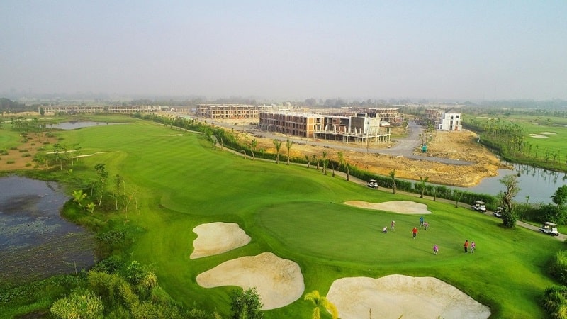 Sân golf Quảng Trị được xây dựng trên phong cảnh hữu tình, thơ mộng bạn nên thử
