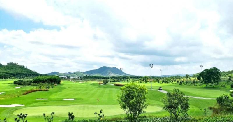 Sân mang nét đẹp của sân golf Đông Nam Á truyền thống