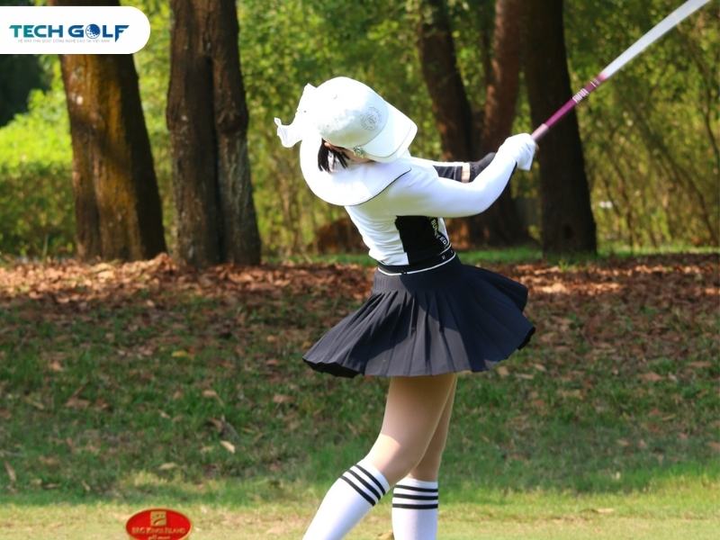 Techgolf tài trợ giải golf của Làng Văn Hóa 