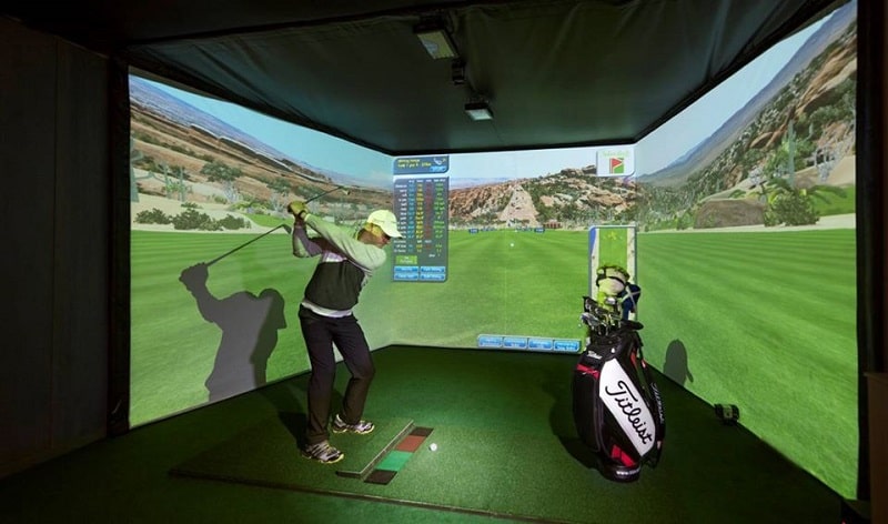 Gói lắp đặt phòng golf 3D VIP với 3 màn hình có kết nối với nhau