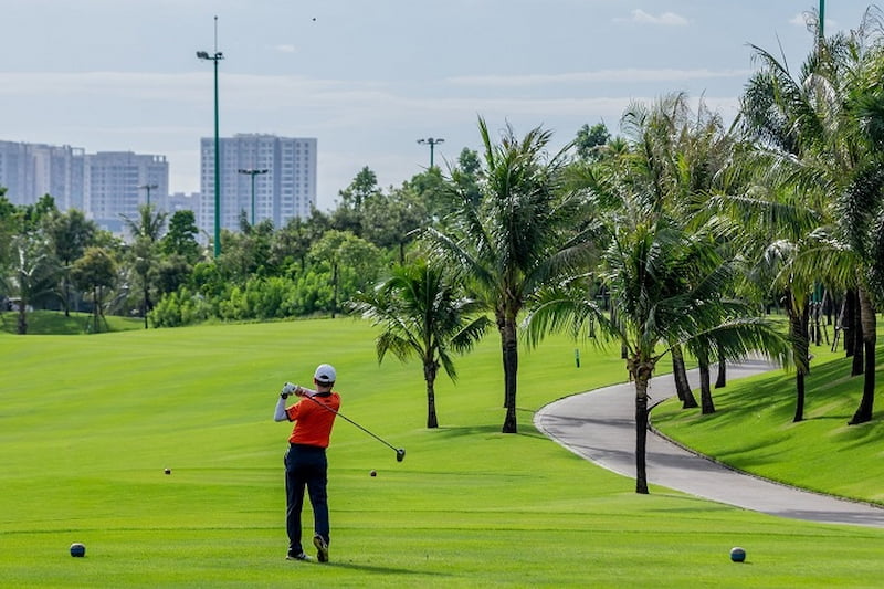 Sân golf được thiết kế và quy hoạch bởi công ty hàng đầu thế giới trong lĩnh vực sân golf