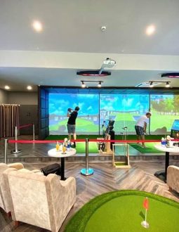 Kinh doanh phòng tập golf 3D tại quán cafe được nhiều golfer yêu thích
