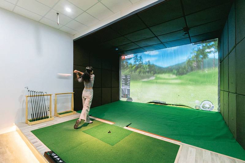 Đơn vị tiến hành nghiệm thu và hướng dẫn golfer sử dụng phòng chơi golf 3D