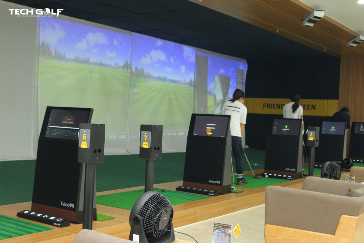 Chuỗi phòng golf 3D Kakao VX công nghệ cao ở Phú Mỹ Hưng