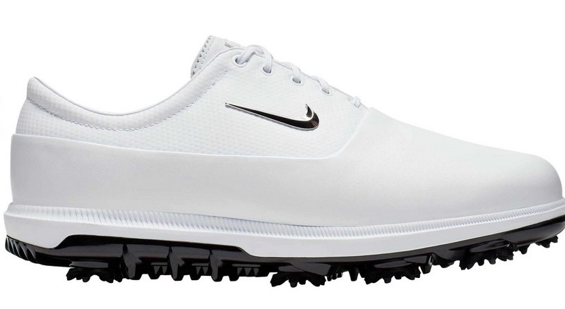 Giày golf Nike được thiết kế với tông màu đa dạng
