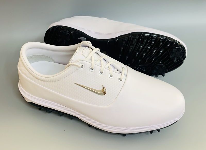 Giày golf Air Zoom Victory Tour được hãng Nike làm từ chất liệu cao cấp, bền bỉ