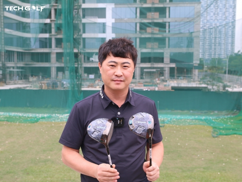 HLV Lee Kyu Han so sánh gậy Callaway Paradym Ai Smoke trên sân tập và trên phần mềm golf 3D