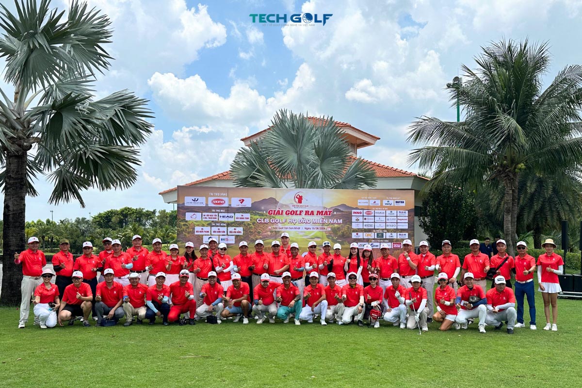 Gần 200 golfer hào hứng tham dự giải golf Ra mắt CLB họ Đào phía Nam tại sân Tân Sơn Nhất