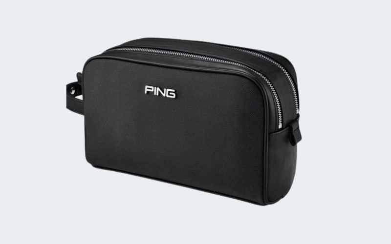 Ping Pouch Bag 111B3BG604-BK-F kết hợp khéo léo tone đen với da mịn lì cao cấp