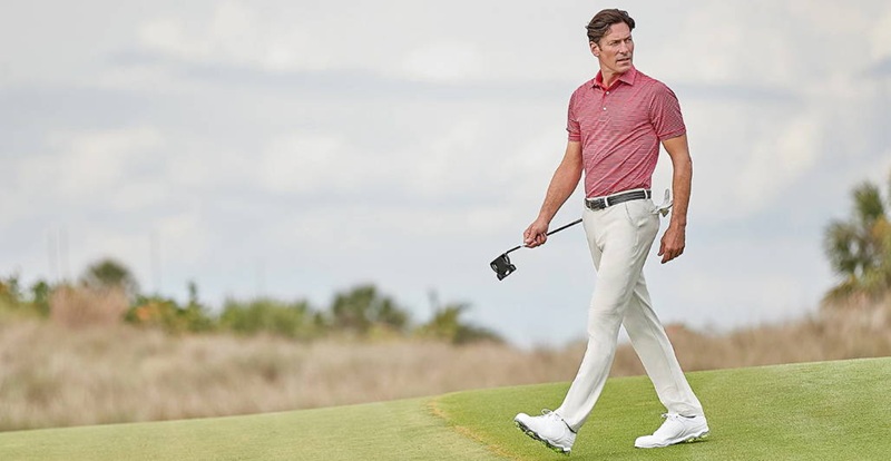 Màu sắc của quần áo golf nam cần nhã nhặn