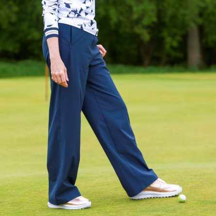 TOP 9 Thương Hiệu Quần Golf Nữ Được Ưa Chuộng Nhất 2025