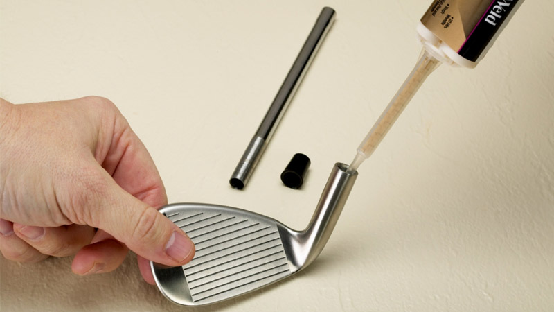 Golfer không nên tự thay shaft khi không nắm được kỹ thuật